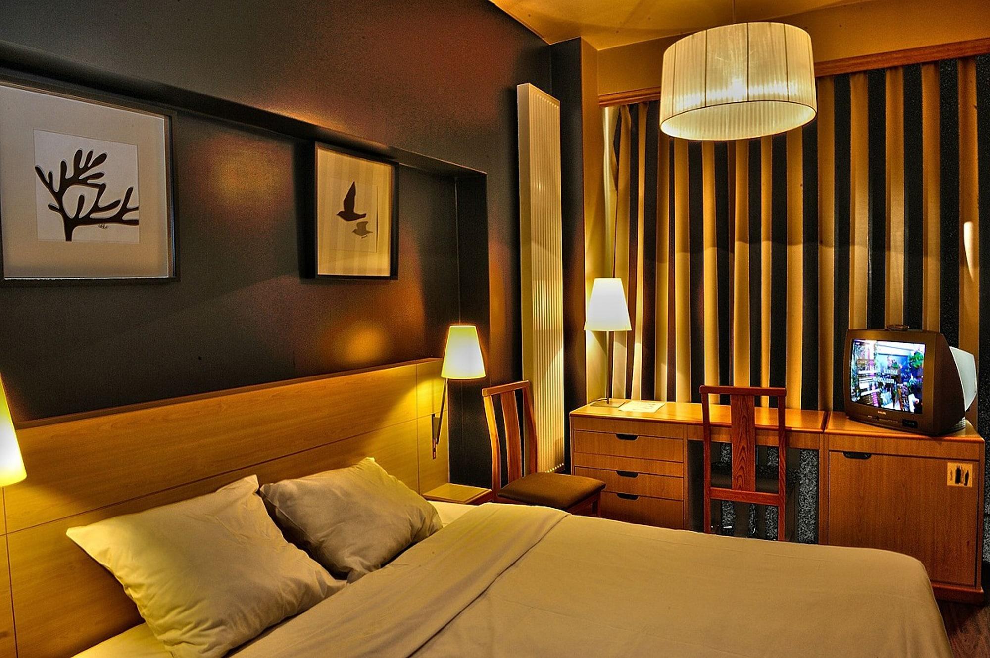 Hotel Aviation Saint-Gilles Dış mekan fotoğraf